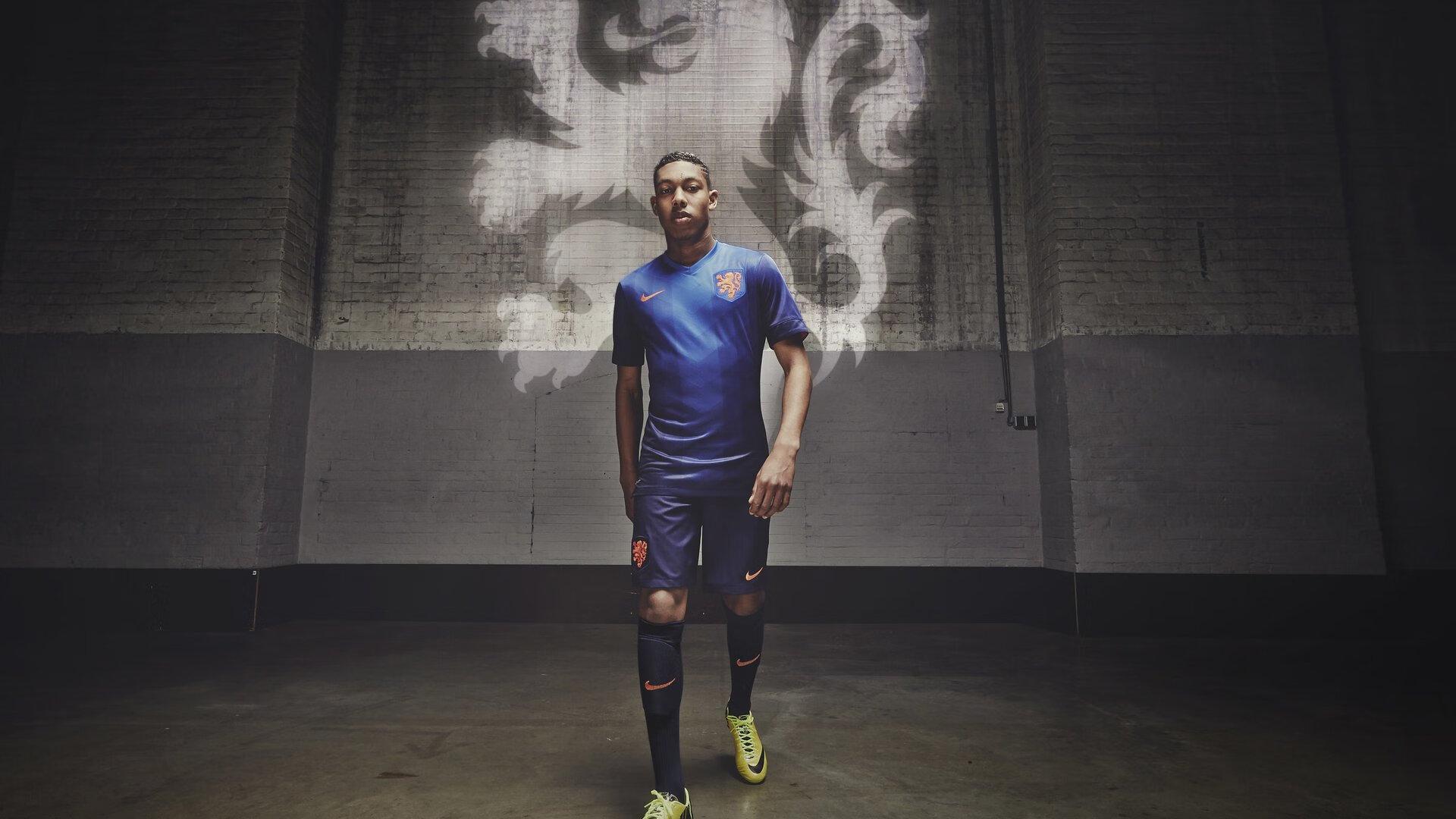 耀动桑巴舞出绿茵传奇 圣洁纯白之心铸就王座新生